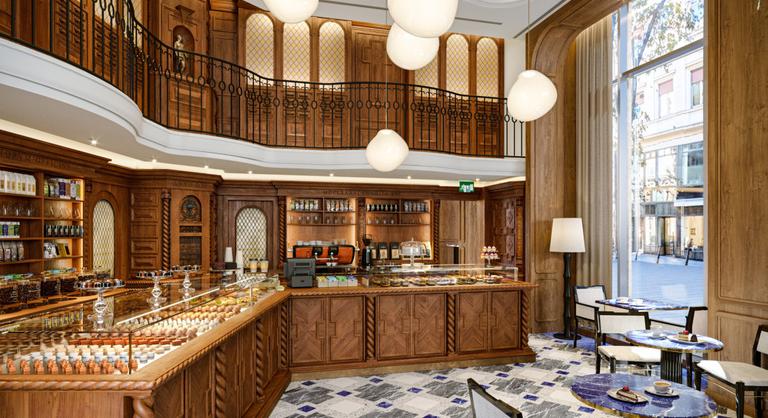 Kolozsvári patikából fine dining kávézó, trieszti cipőboltból Sacher cukrászda nyílt
