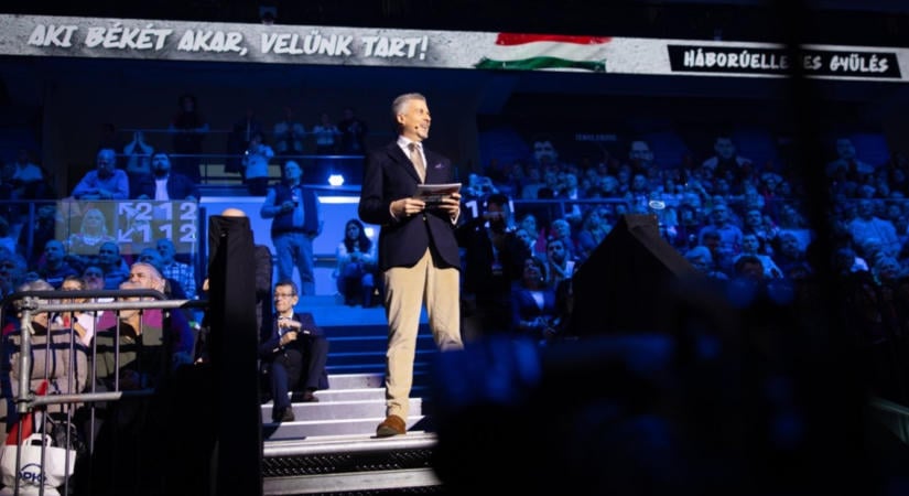 Rákay Philip „gyomorforgatónak” nevezte a személyével kapcsolatos vádaskodásokat