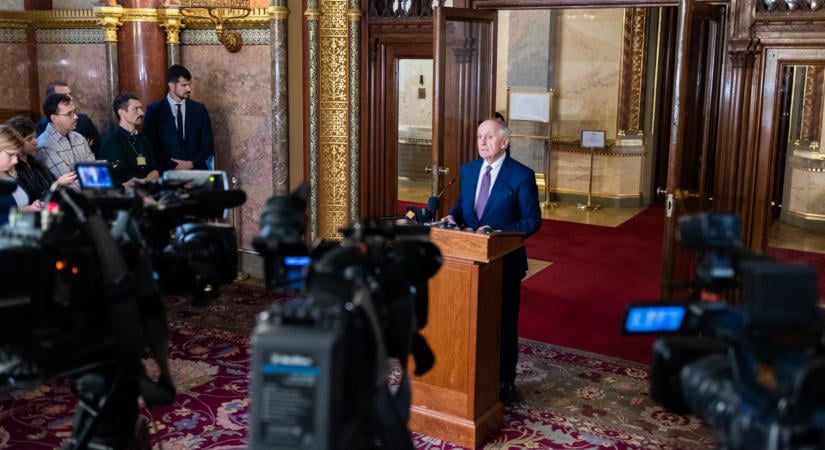 Polt Péter egyszer leváltotta, Baka most az ügyészség csúcsára küldené Fejes Pétert