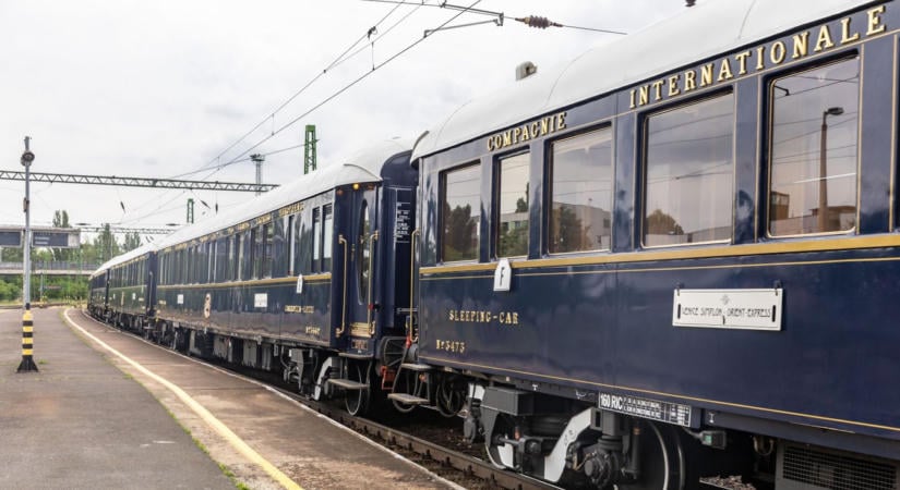 Újra felbukkan az Orient Expressz: mutatjuk, mikor láthatjuk a luxusvonatot Komárom-Esztergomban