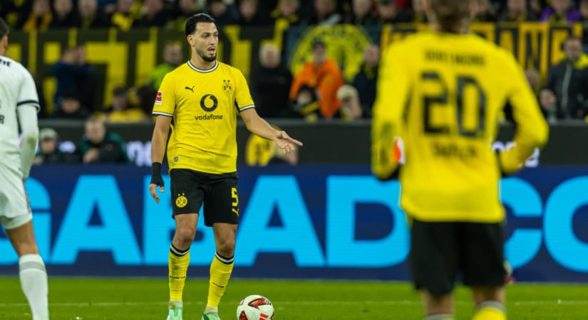 Az idény végén távozhat a Dortmund rutinos védője!