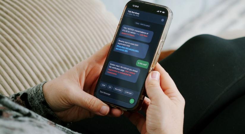Ne dőlj be! A rendőrség nevében küldenek veszélyes SMS-eket a csalók