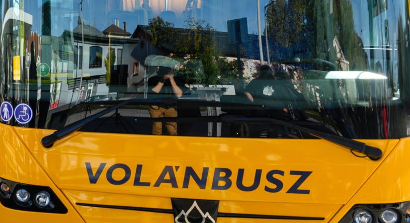 Felmentették a NAV elnökhelyettesét, aki a Volánbusz gazdasági igazgatója is volt