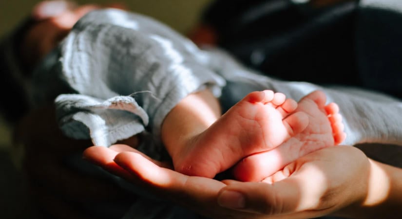 Hetek óta nincs születési anyakönyvi kivonata egy babának, mert a szülők ragaszkodnak a különleges névválasztáshoz
