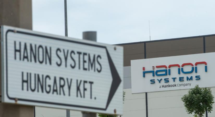 Vége a sztrájknak: megállapodtak a béremelésről a Hanon Systems Hungary Kft.-nél