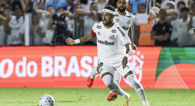 „Sz.r munka” – Neymar csúnyán nekiment sérülése miatt a Santos pályamunkásainak