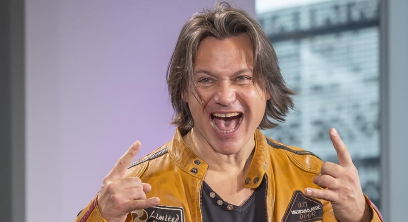 „Baromi fárasztó” – Kovács Áron még ki sem pihente kislánya érkezését, máris női ruhában kell bizonyítania a Sztárban Sztár színpadán