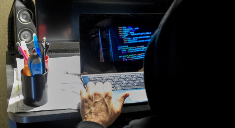 Titkos FBI-ügynökök és kémelhárítók adatai kerülhettek a hackerek kezébe