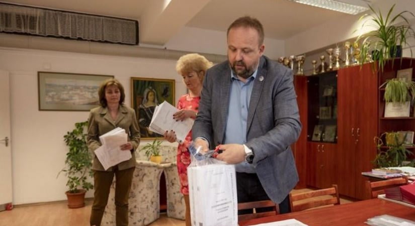 Az egri vezető a Nemzeti Pedagógus Kar teljes megújítását tűzte ki célul