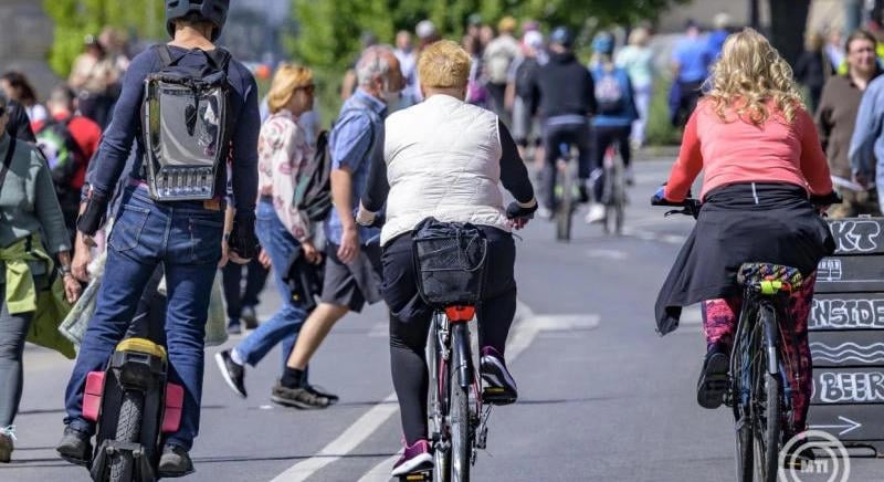A kormány jelentősen szigorítaná az elektromos rollerek használatát