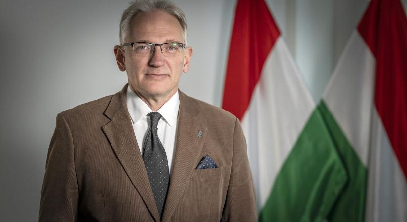 Sorozatos politikai diszkrimináció miatt az ombudsmanhoz fordult a Védvonal