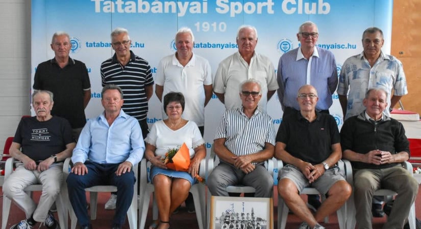 Felbolydult Tatabánya, még a háztetők is megteltek – így verték meg a Real Madridot