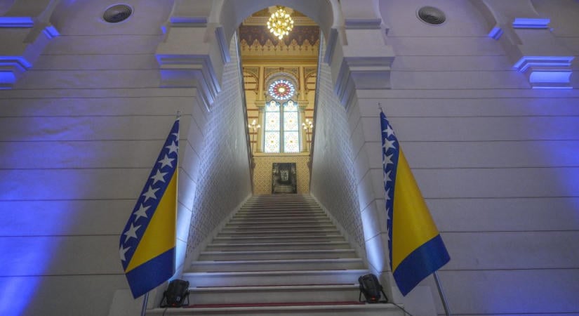 Kizárták a politikusokat a hazugságversenyből Boszniában, mert túl jók benne