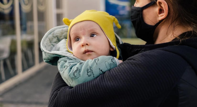 Nem pánikra ad okot, de fontos jelzés: ezt találták a 2020 tavaszán született gyerekeknél