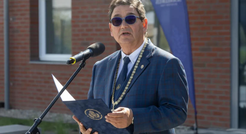 Merkely Béla megszólalt a fia cégének adott több százmilliós állami támogatásokról