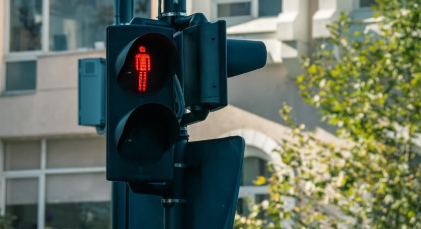 Intelligens védelmi rendszert kapnak a gyalogosok Szolnokon