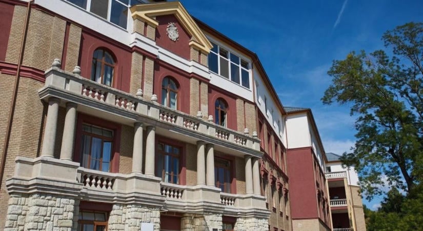 Rangos díjat kapott a szabolcsi szakember: büszke lehet a Jósa András Oktatókórház