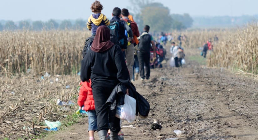 Nagyot fordult Brüsszel a migrációban: már készülnek a központok, ahová az EU-ból kitoloncoltakat küldhetik