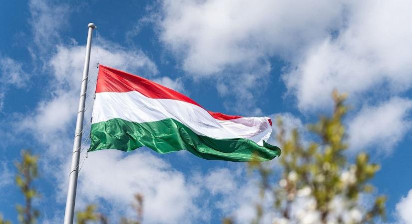 Történelmi magyar üzlet készül, a szocializmusban láttunk ekkorát utoljára: mégis megnyerheti az óriási külföldi közbeszerzést a legendás hazai járműgyártó – ehhez Kína is kell