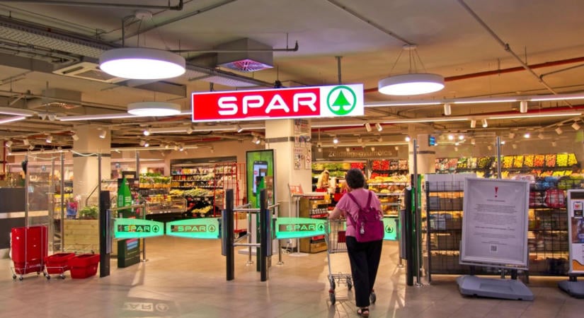 Lejárt a sajt és a hús a SPAR-üzletben: komoly szabálytalanságokat találtak