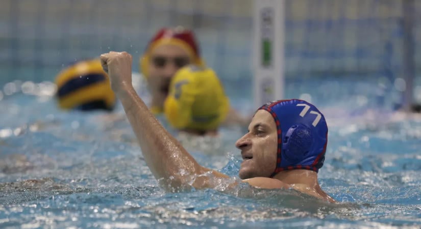 Megúszta az úszást Kovács Róbert és stábja