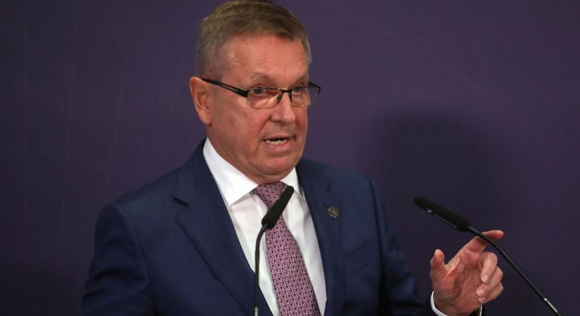 Matolcsy: kötelező bevezetnünk az eurót
