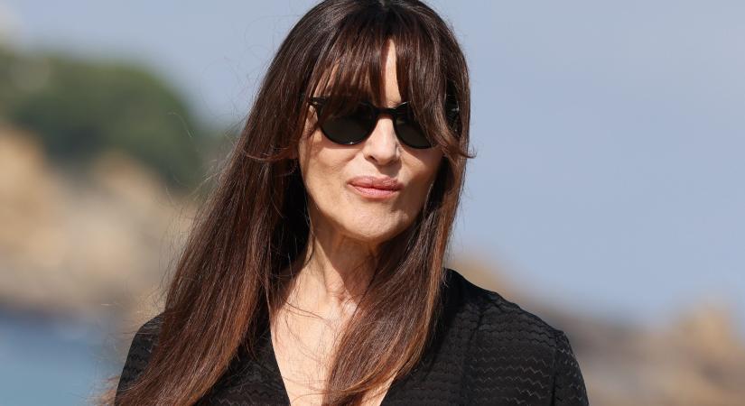Monica Bellucci 61 évesen úgy vonult végig a vörös szőnyegen, mint egy istennő