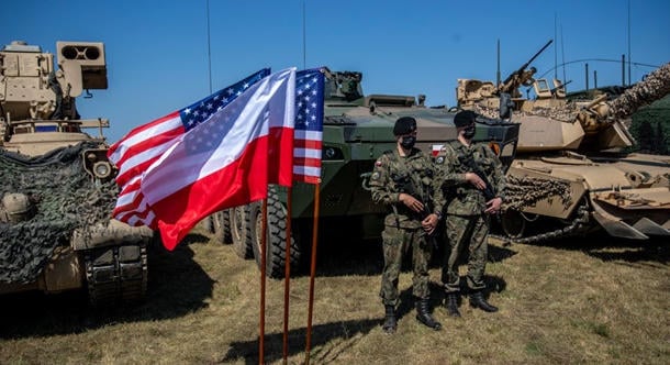 Az USA 10 000 katonát telepíthet Oroszország közelébe