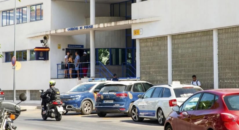 Bérgyilkost küldhettek a német sztársebészre, két meglepő indítékot vizsgálnak