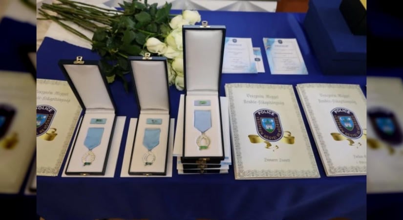 Október 23-a alkalmából részesültek elismerésben a Veszprém vármegyei rendőrök