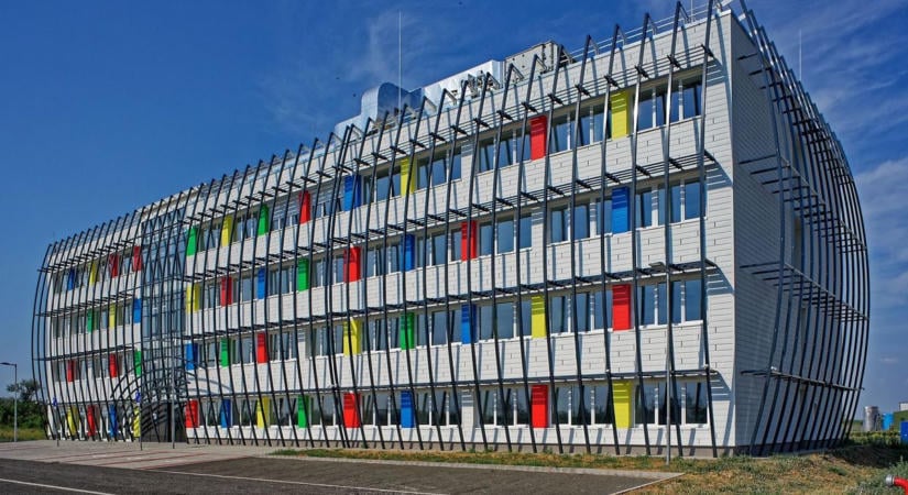 Közel kétmilliárd forintos kutatási program zárult Szegeden – új lehetőségek a daganatok felismerésében és kezelésében