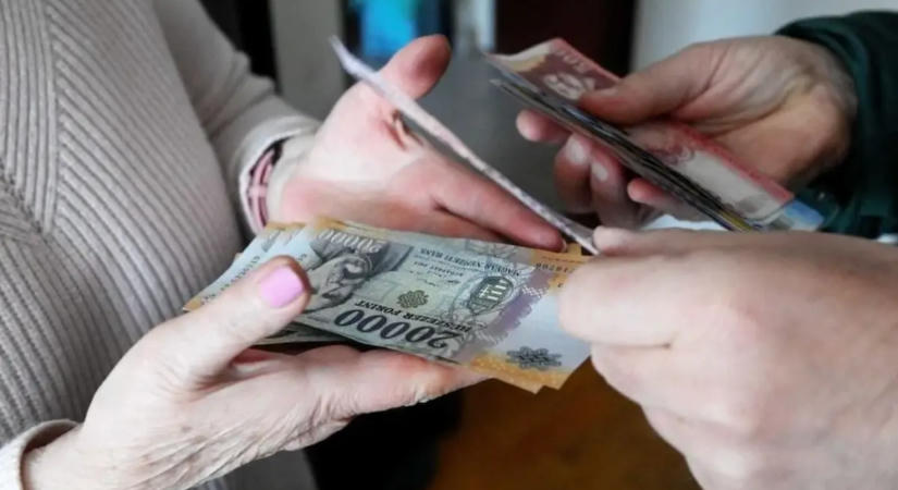Jó hírt kaptak az idősek, hamarabb jön a nyugdíj szeptemberben