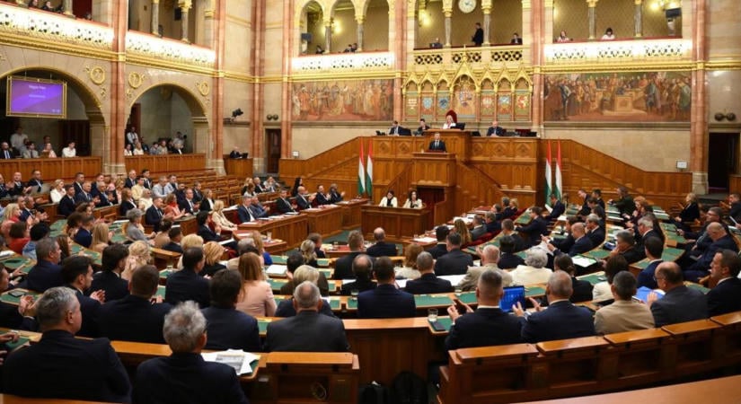 Az Országgyűlés módosította a Baka András által kifogásolt törvényt