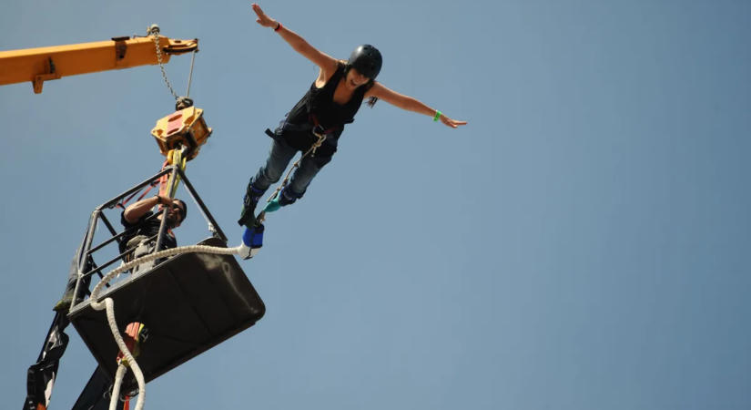Súlyos baleset történt a szegedi fesztiválon bungee jumping közben
