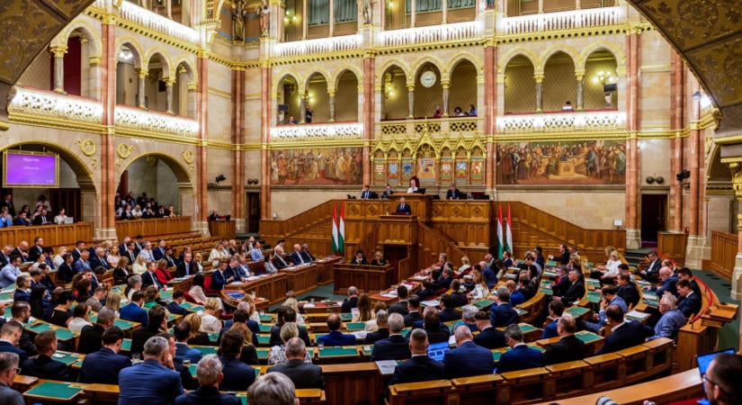 Visszaállíthatja a kötelező orvoskamarai tagságot a parlament