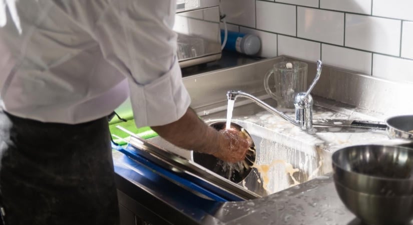 Főzés közben mosogatsz? A pszichológia érdekes magyarázatot ad rá