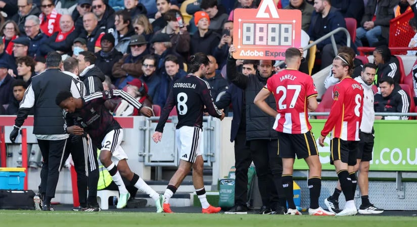 Szoboszlait le kellett cserélni, az emberelőnyben játszó Liverpool fordított és nyert a Brentford ellen