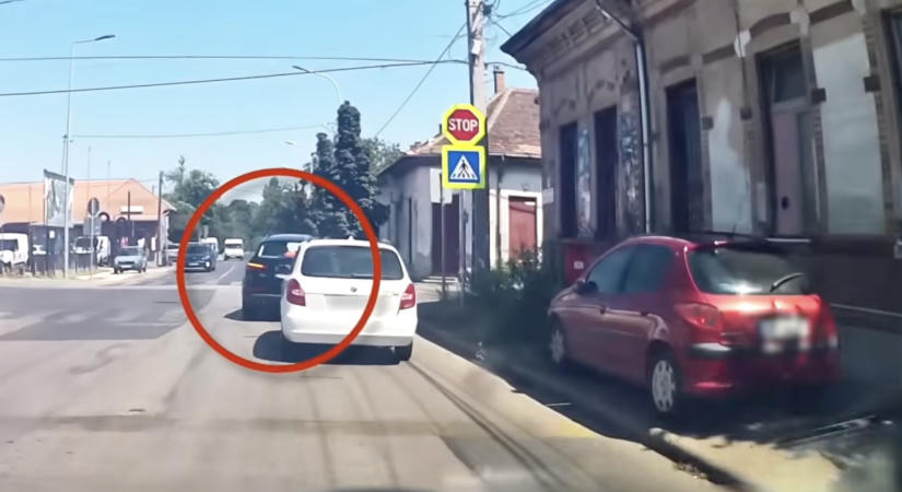 Lazán az út közepén hagyta az Audit, amíg beszaladt a boltba