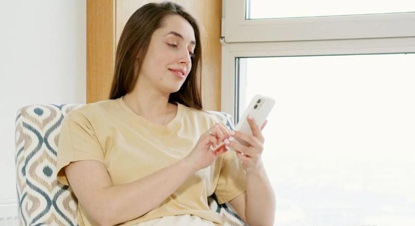 Egyetlen koppintás az adófizetés: debütált az új link a NAV-Mobilban