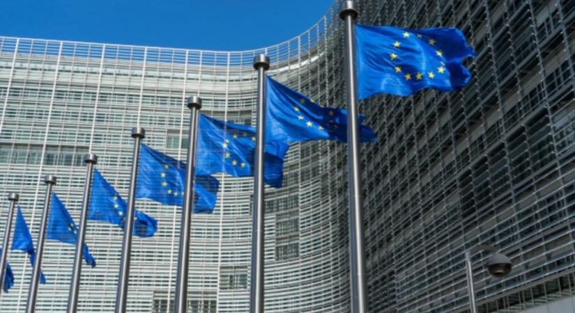 Brüsszel feloldaná a 4,2 milliárd eurónyi Magyarországnak járó uniós forrást