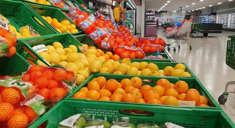 Bolti nyitvatartás az október 23-i hosszú hétvégén: itt a lista