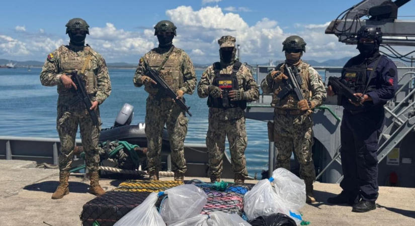 Drogcsempészek hajóját süllyesztette el az amerikai haditengerészet Ecuadornál