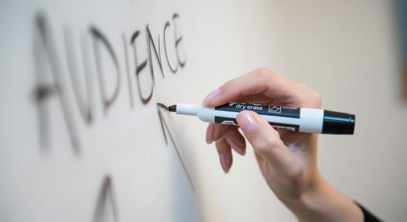 Új biztonsági irányelveket vezet be az OpenAI a szuperintelligens AI-modellek képzéséhez