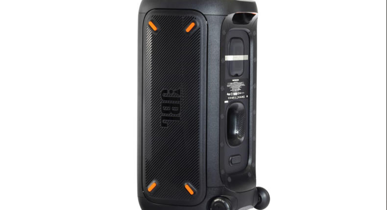1500 watt! A JBL legújabb partihangszórója a leghangosabb, amit a cég valaha kínált