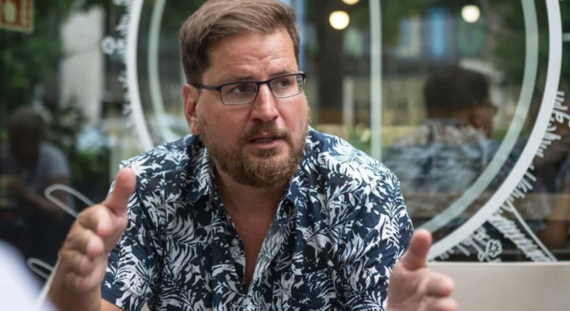 Pogátsa Zoltán szerint nem pénzhiány, hanem rossz döntések tartják vissza Magyarországot
