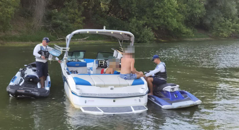 Ittas hajósokat fogtak a rendőrök a Tisza-tavon