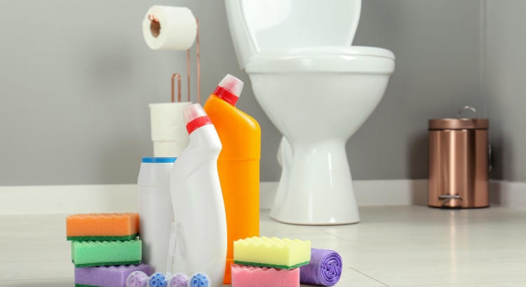 Lehúzható a WC-n az új tisztítószeres tasak?