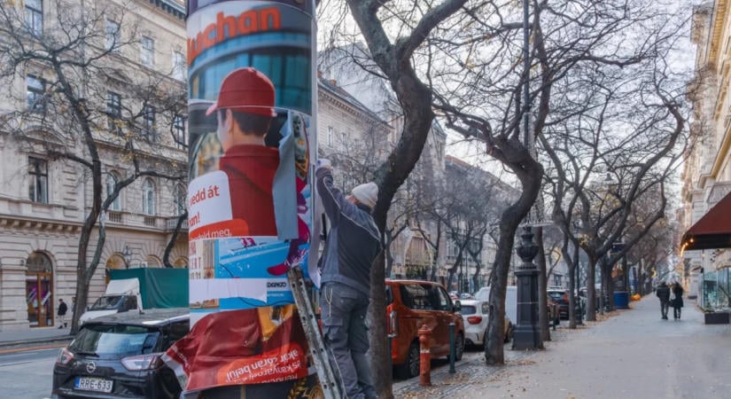 A főváros nem számol bevételkieséssel a hirdetőoszlopok számának csökkenése miatt
