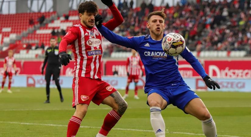 Magyarellenes rigmusok miatt felfüggesztették a Sepsi OSK-FCU 1948 Craiova labdarúgó-mérkőzést (videó)