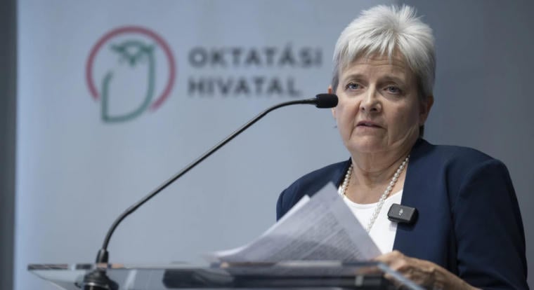 Lannert Judit szerint már a középosztálybeli gyerekeket is lebutítja a közösségi média
